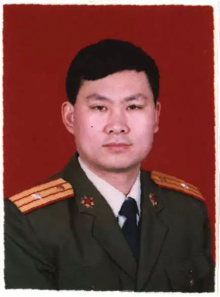 八一特辑不忘历史才勇往直前,八一特辑退伍