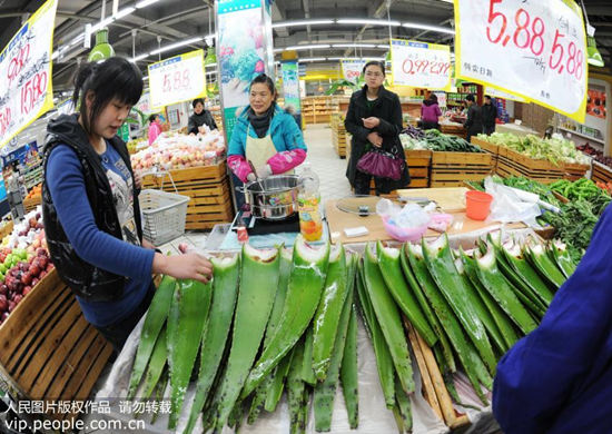 芦荟滋养人体滑液可做护肤用吗,芦荟美容护肤的方法