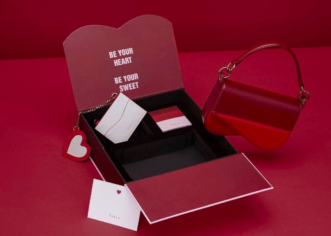 七夕情侣礼物包,七夕送什么品牌的包