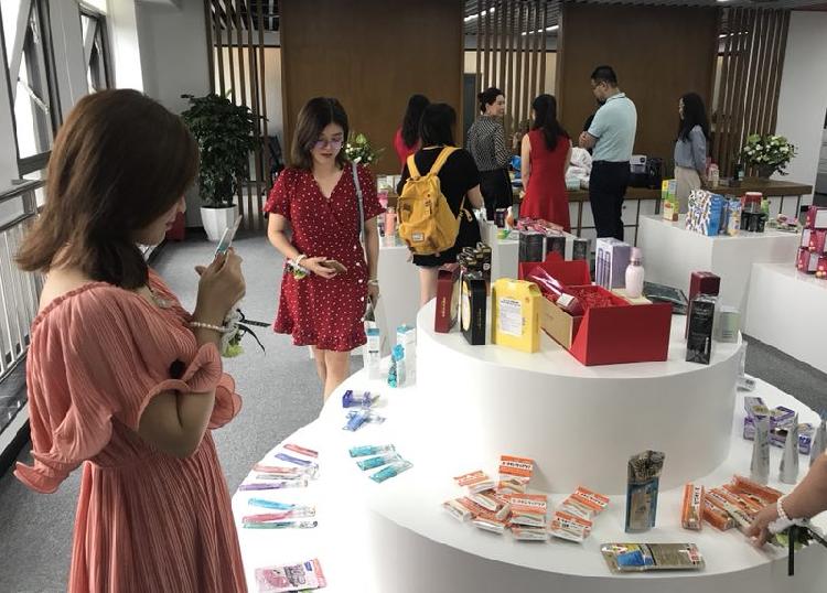 閲嶅簡鏂拌法澧冪數鍟嗗钩鍙版湁鍝簺,閲嶅簡璺ㄥ鐢靛晢鎷涘嫙