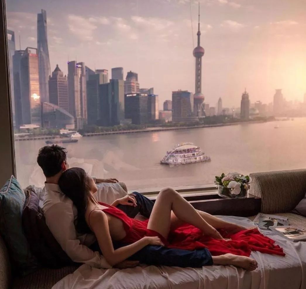 让我们谈一场光明正大的恋爱,让我们谈一次光明正大的恋爱