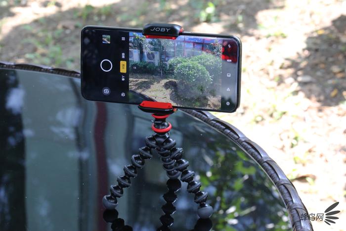 轻便便携式三脚架推荐,轻便可折叠三脚架