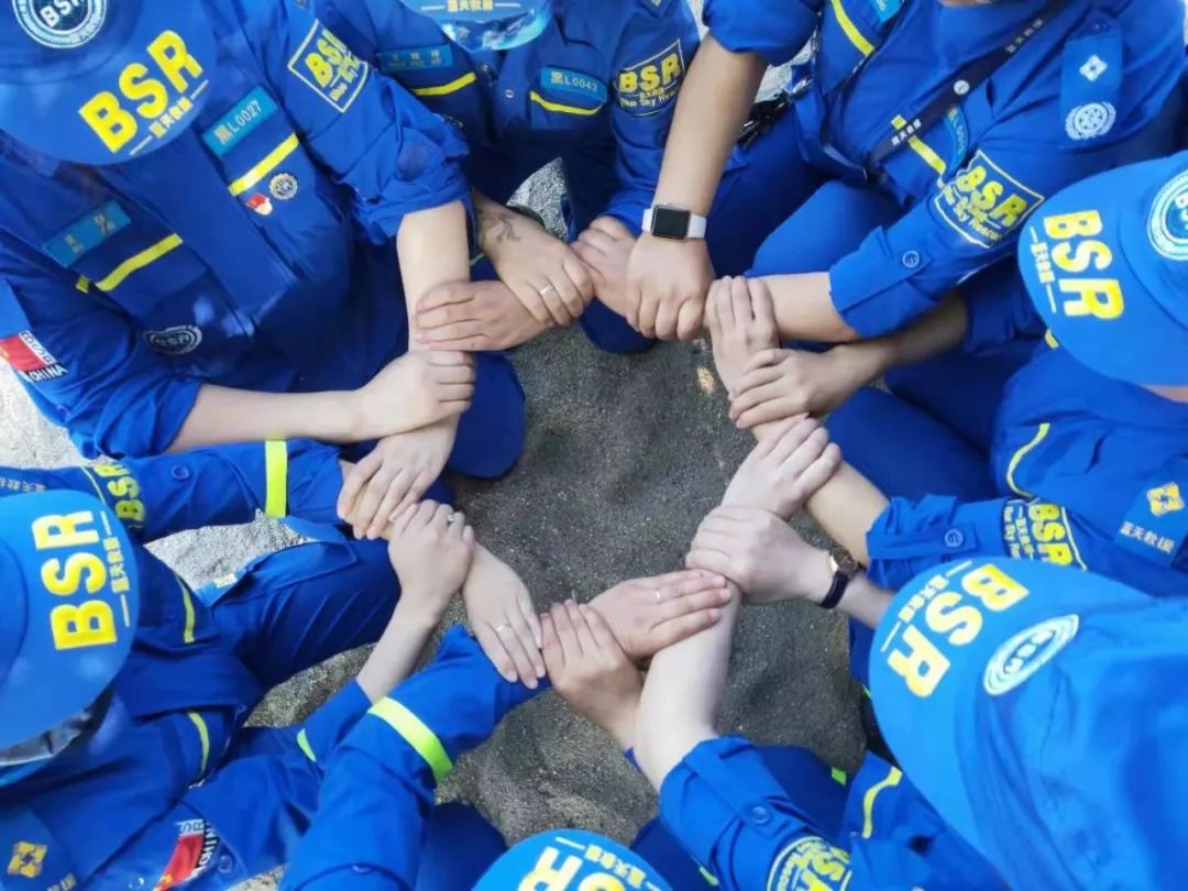 蓝天救援是一支纯公益的队伍,蓝天救援队第三次工作简报