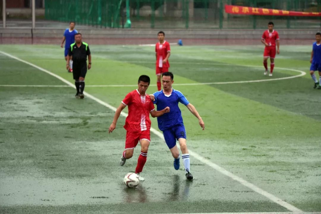 强军杯“卫士动力”业余足球比赛临沂片区圆满收官，*警武**临沂、菏泽支队携手出线！