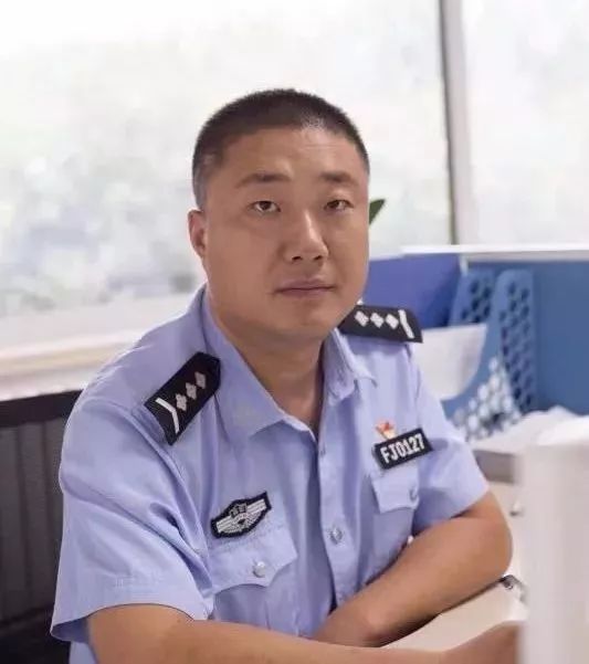 八一特辑橄榄绿,八一特辑警营里的兵