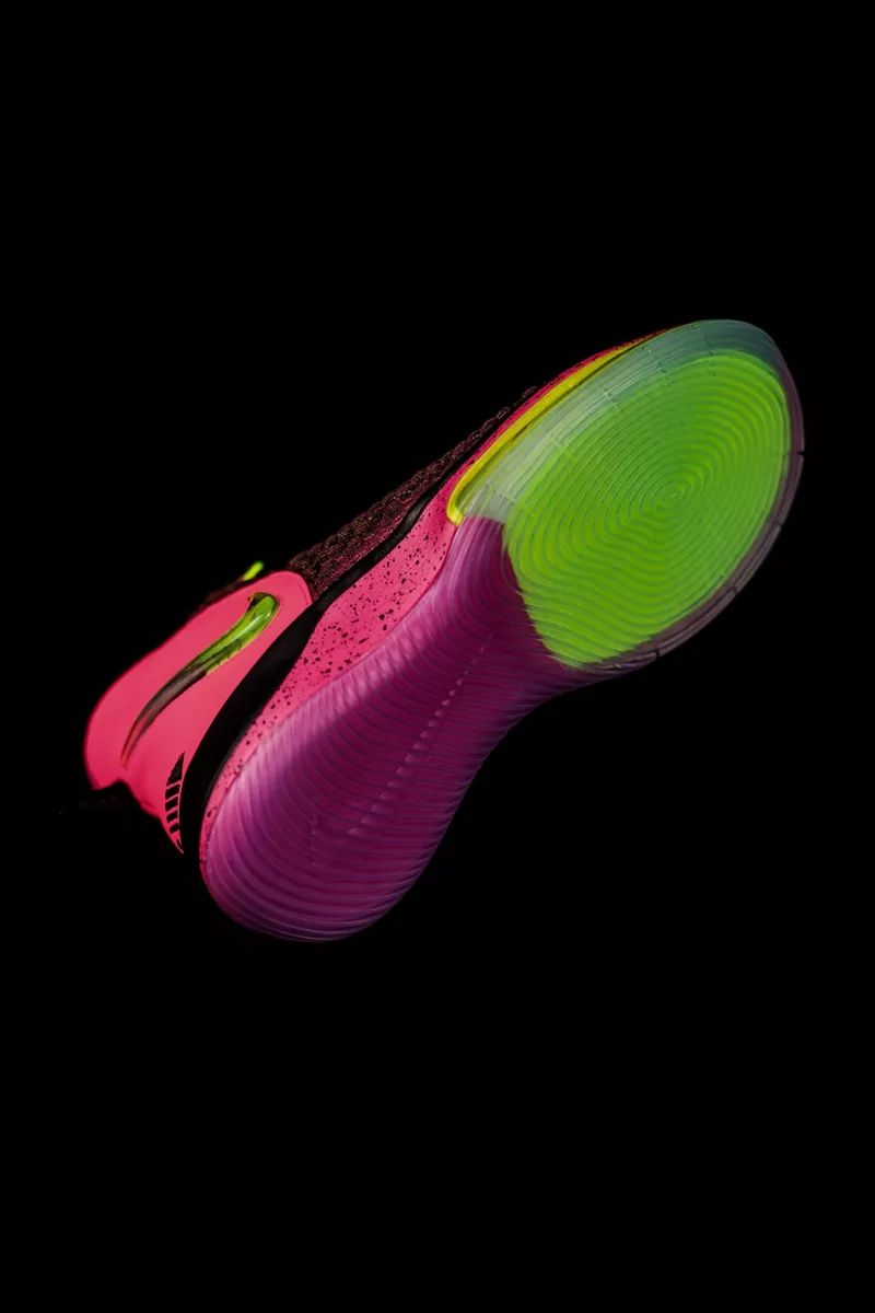 nike超大气垫黑色,nike高颜值气垫推荐