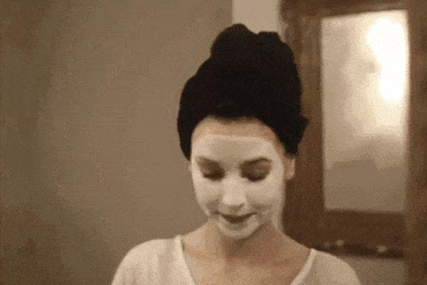 原来陶瓷肌的金晨也有长痘困扰？夏季抗痘怎么能少了这11样