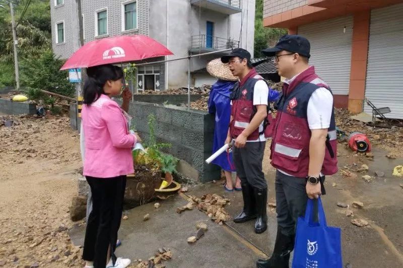 杭州市疾控中心应急小分队，赴台州临海市和杭州临安区开展卫生防疫工作