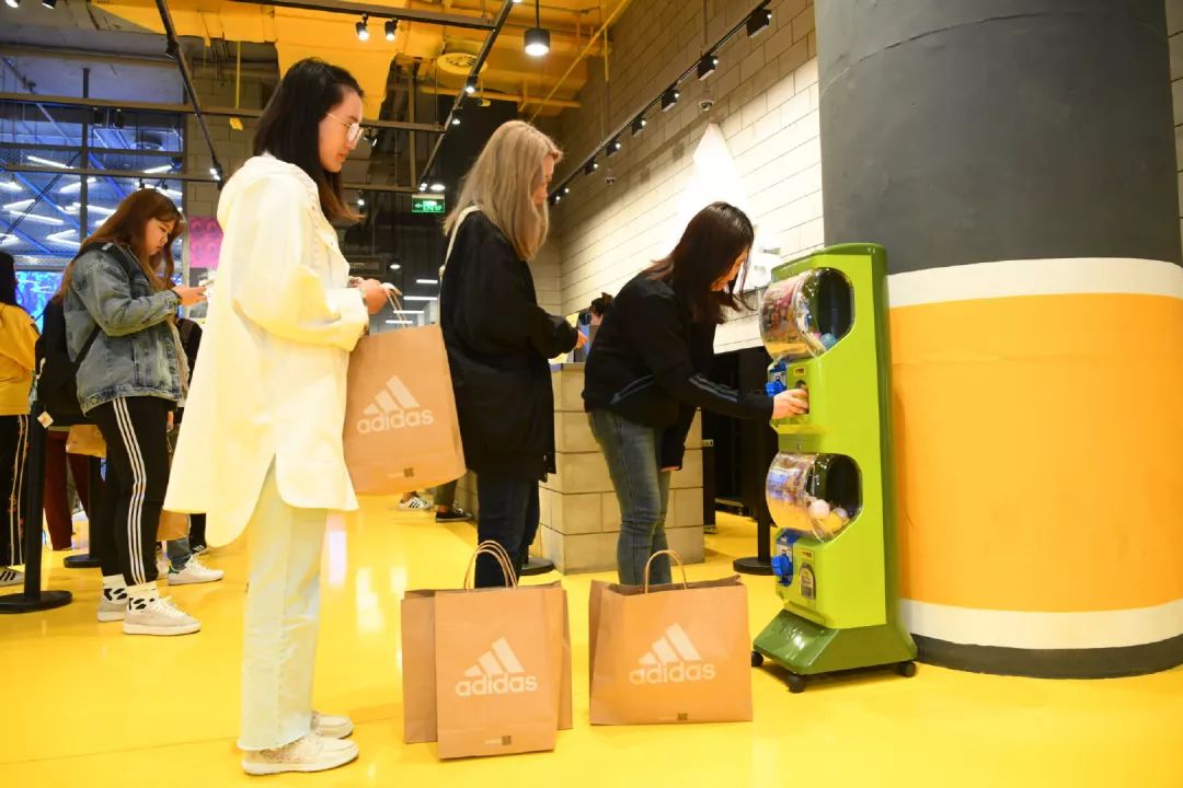 最新联名限量产品,限量联名