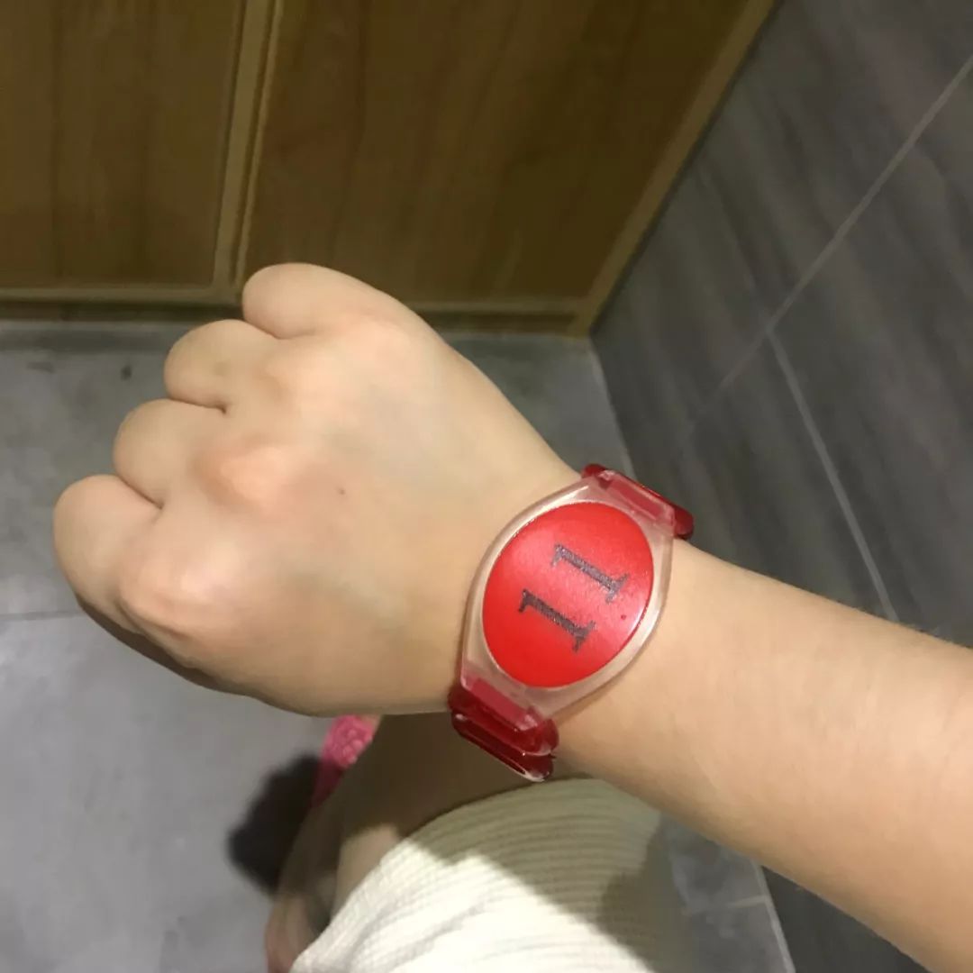 年轻人如何应对中年危机,年轻人如何度过中年危机