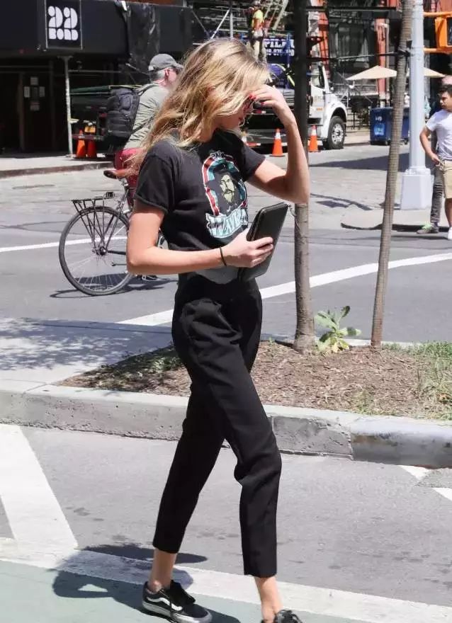 简约到极致的高级感,所有的高级感都源于极简