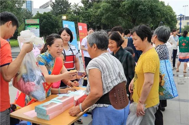 微信群有100个人应该怎么运营,管理微信群工作靠谱吗