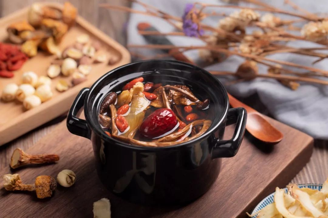 强肝肾强筋骨汤,补气血强筋骨炖汤