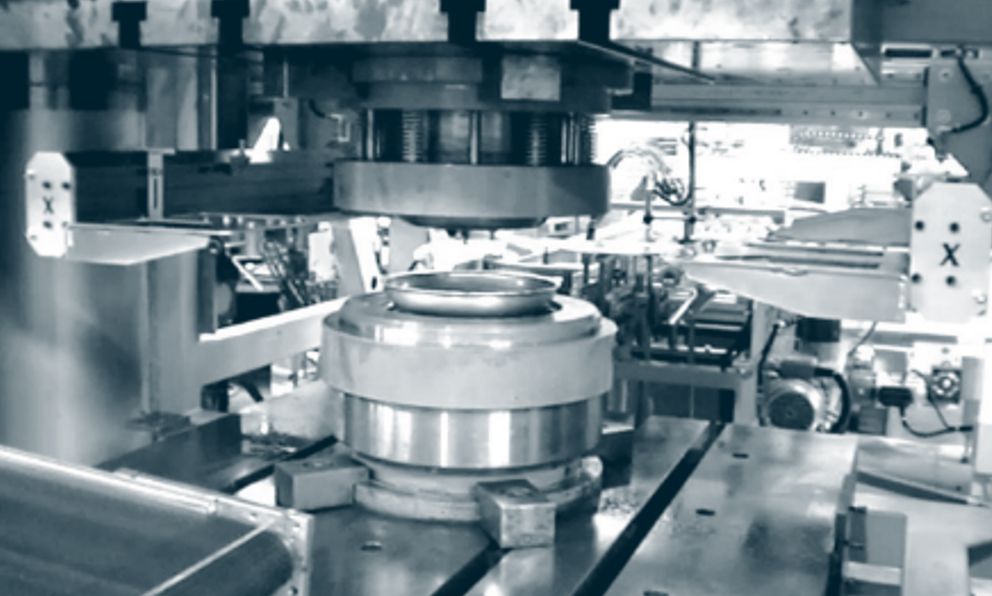 铁锅怎么养锅才不粘锅,熟铁锅怎么养才不粘锅