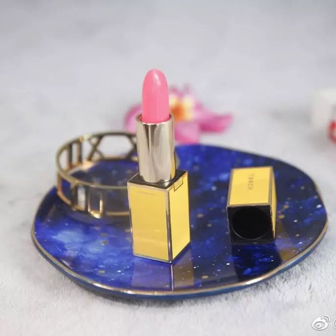 痔疮膏升级版,痔疮膏做口红的方法