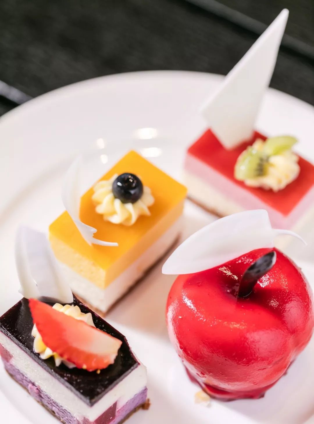 超豪华星级体验自助!129元即可体验360°江景环绕