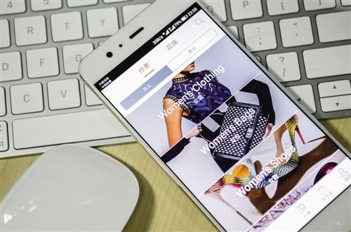 奢侈品电商如何入手,奢侈品电商入寒冬