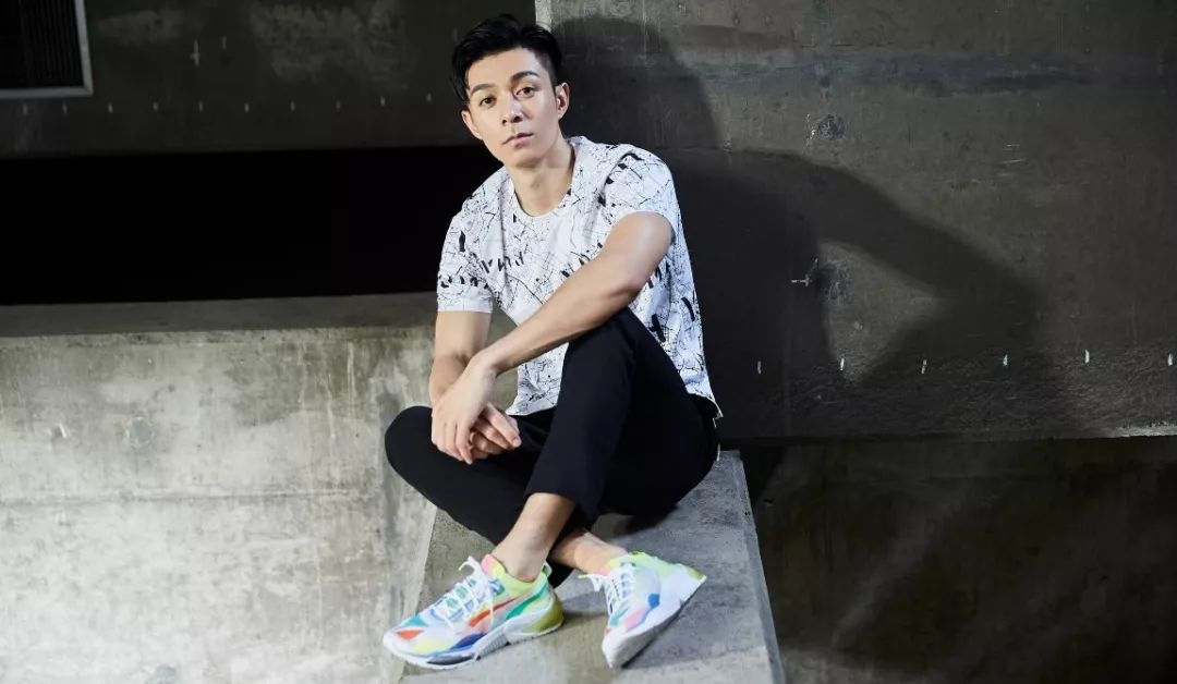 男生骚起来没女生什么事，5款「骚系球鞋」让你的回头率爆表