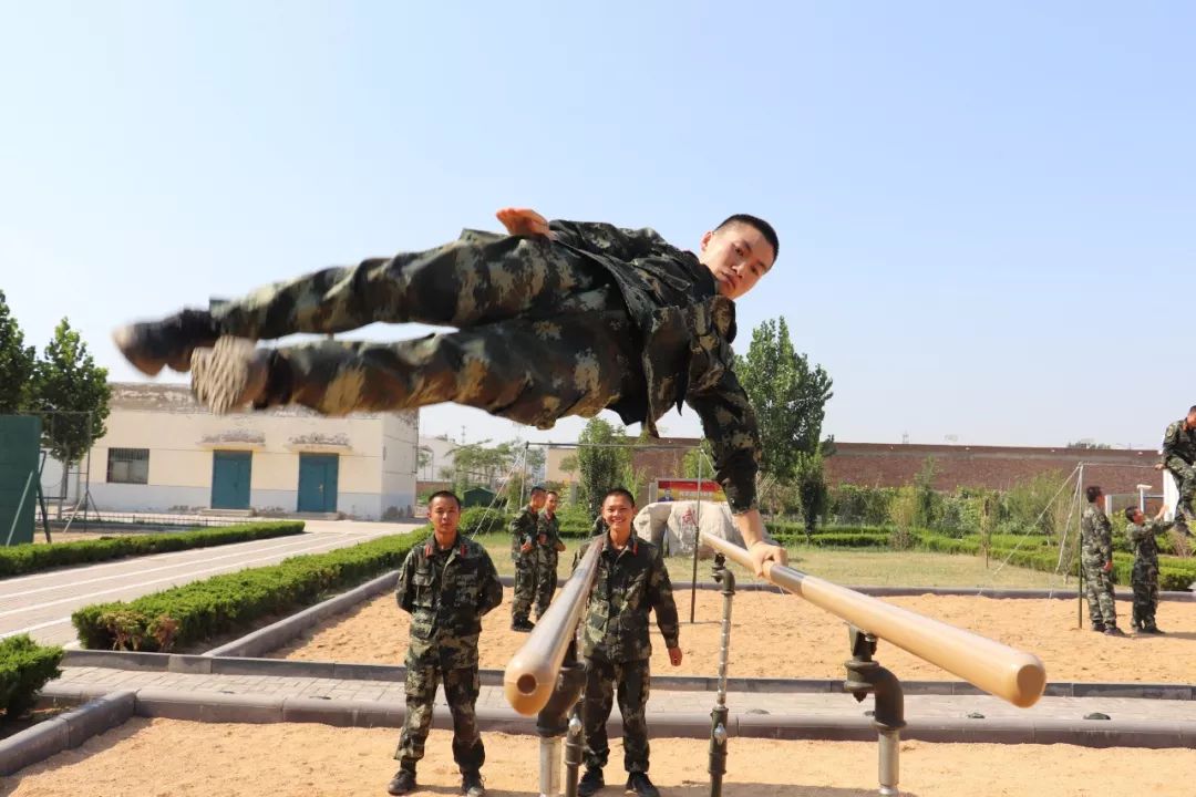 军营之星新兵,军旅生涯结束新的岗位启航