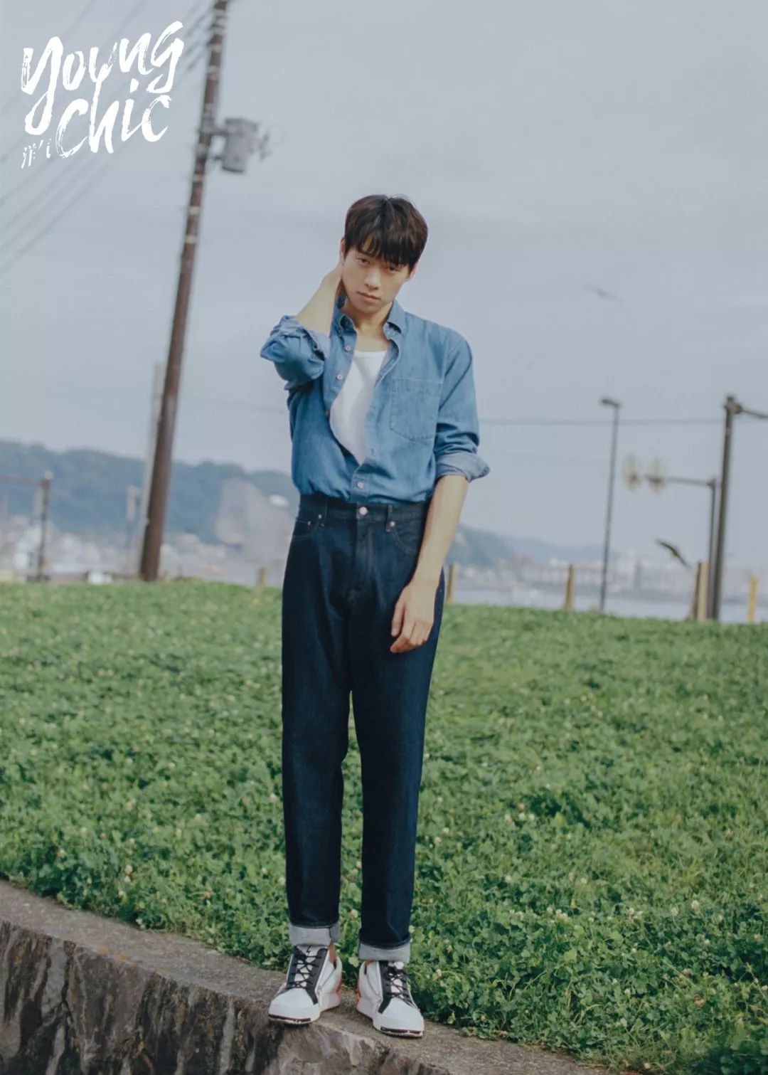 优衣库宽腿廓形牛仔裤搭配,优衣库显腿长的裤子