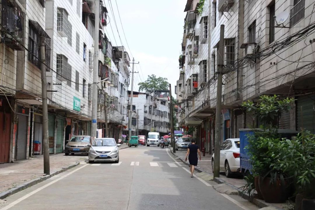 是什么样的一出戏能轰动整座城?