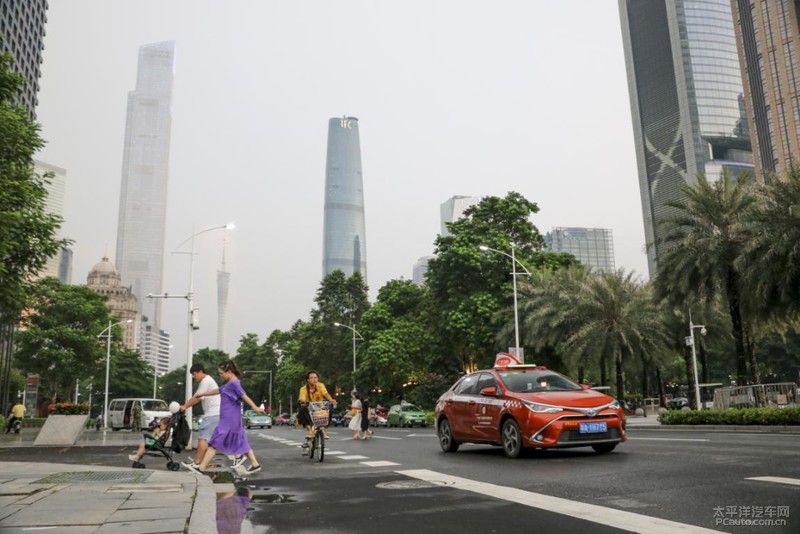 广州黄颜色的出租车 (广州出租车为什么这么多颜色)
