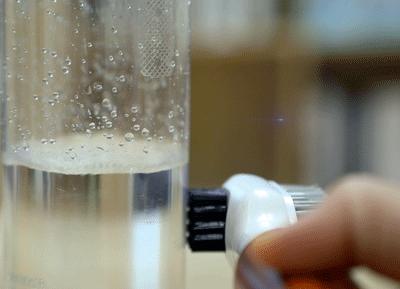 干洗店教你在家轻松洗衣洗鞋,刷鞋干洗神器