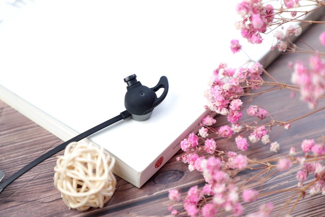 轻巧便携不伤耳蓝牙耳机,联想蓝牙耳机无痛不伤耳