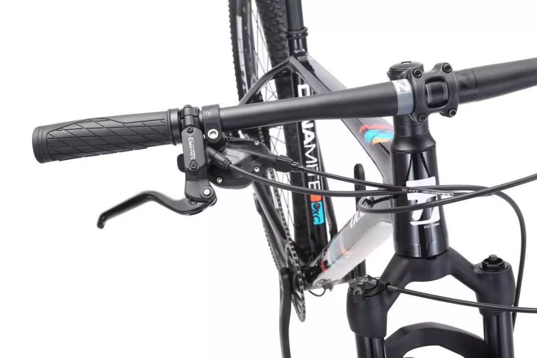 ucc德曼特xc停产了吗,ucc德曼特xc和捷安特800