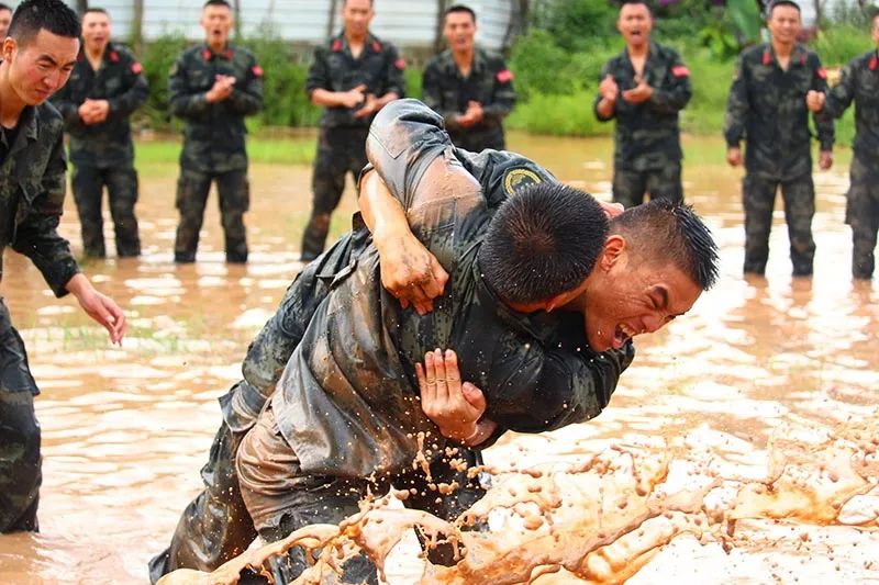 退伍季青春活成了自己,退伍季他们的青春曾在这里绽放过