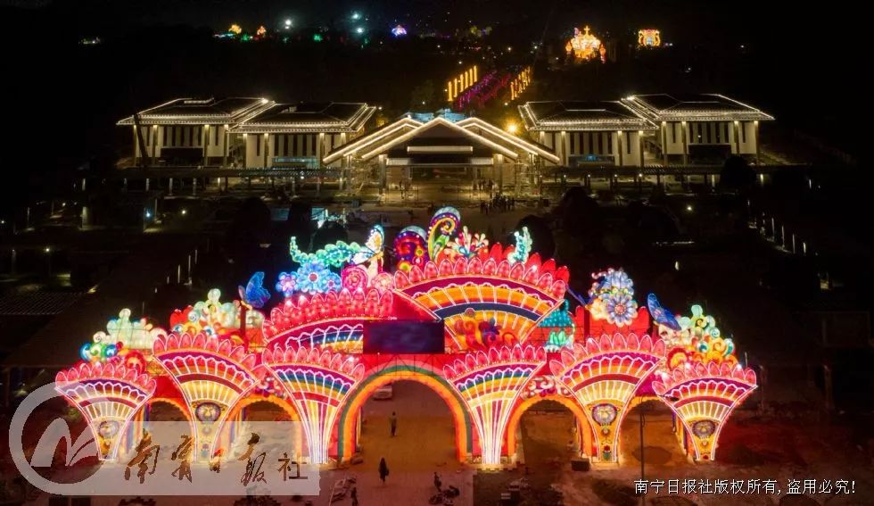 约不约?9月6日,我在青秀山等你一起看花灯