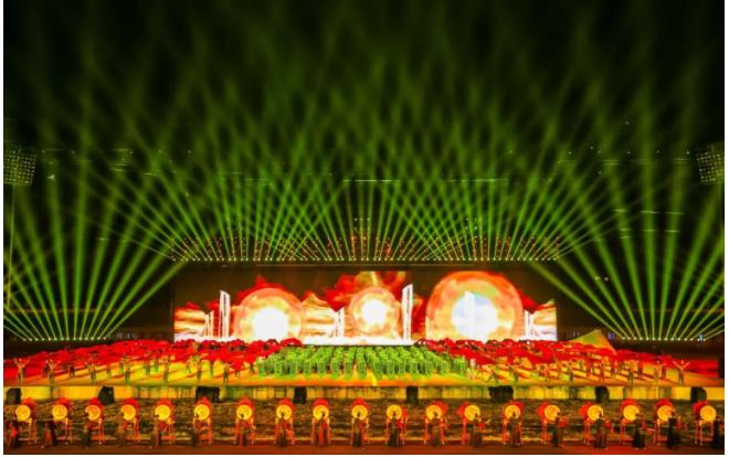 黄冈校运会开幕式入场表演,美爆了黄冈市五运会开幕式