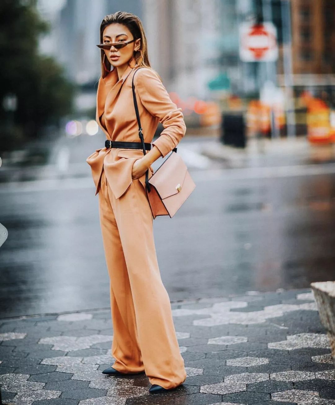 秋季灵感碰瓷-今年没有一件这样的「南瓜色」单品，都不算秋天