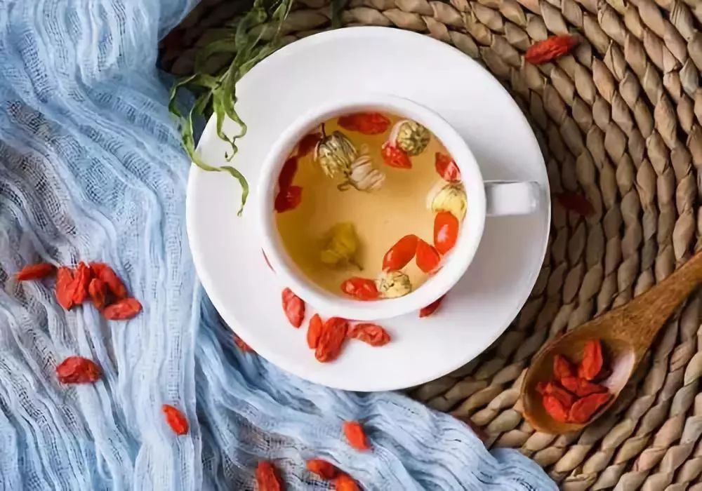 缓解视疲劳的4个方法,健康新知常看绿色能保护视力吗