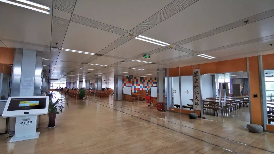 紫金港校区图书馆开放时间,紫金港校区图书馆