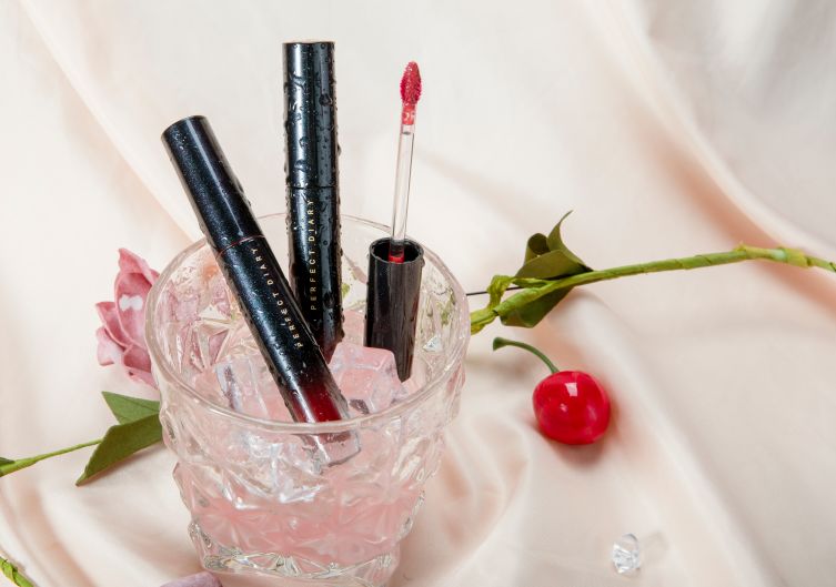 我准备的这10000支口红福利，男女通杀