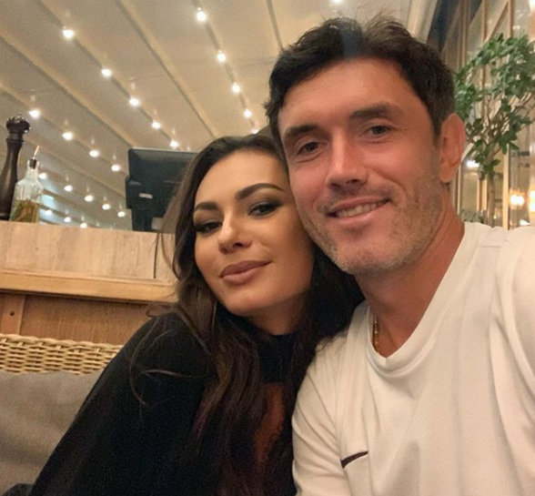 瓒冲潧宸﹁矾澶╁皧,瓒冲潧鎺屾晠