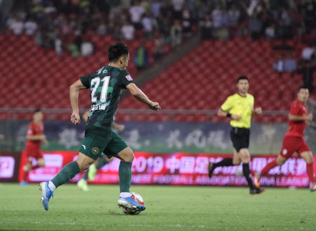 钟浩然最新比赛消息,钟浩然浙江队进球