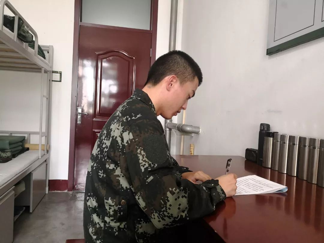 军营之星,新兵军营之星