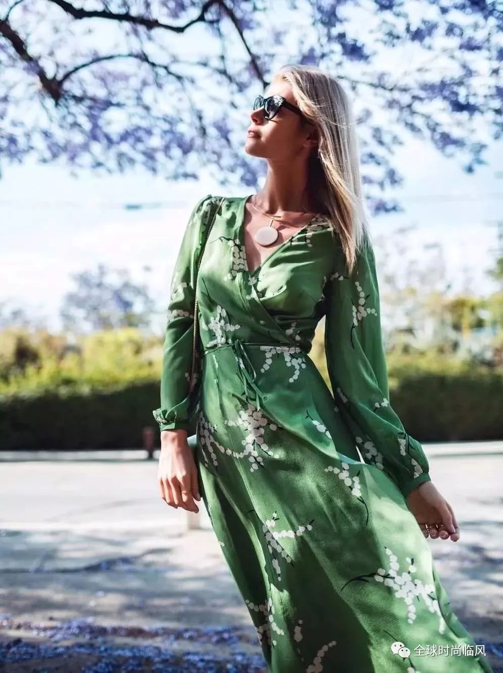 醋酸料子的衣服贵不贵,醋酸面料高档衣服卖过的店