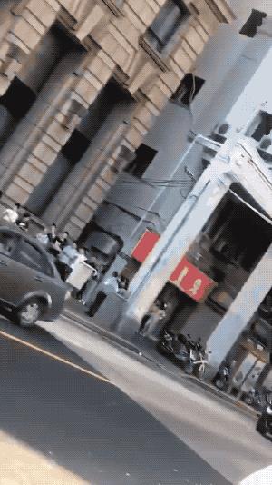 周杰伦麦吉奶茶广告视频,上海现多家周杰伦mv奶茶店