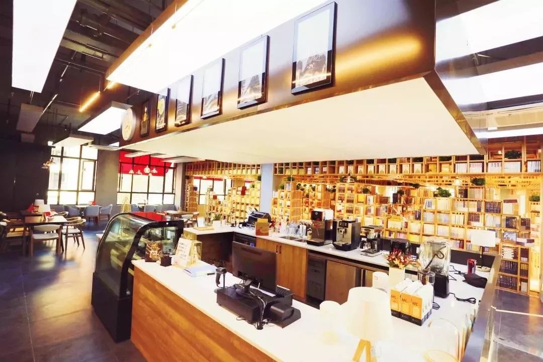 快来打卡华侨城,快来打卡文明城市又添新风景