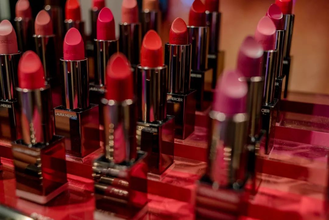 水润瓷肌,白瓷肌护肤