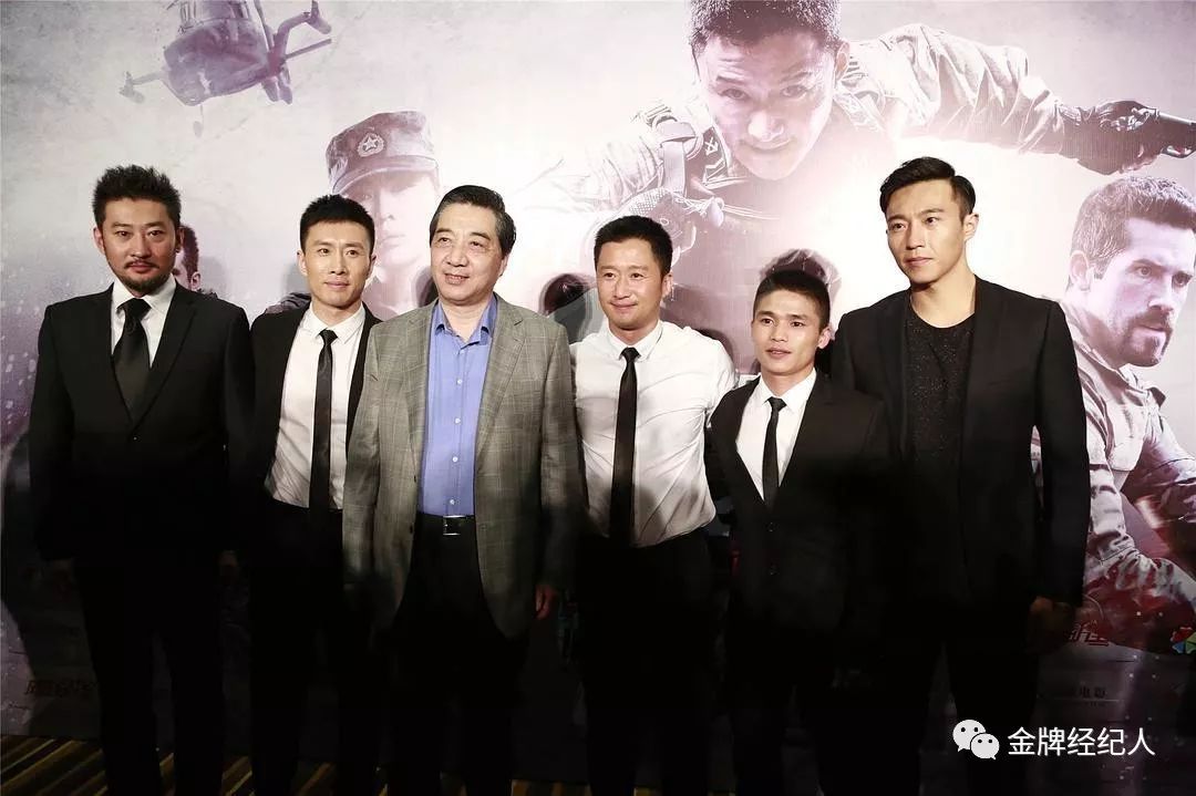 吴京躲避子弹,吴京攀登者无替身