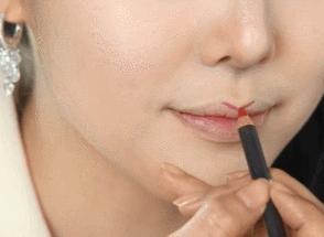 杨颖全唇妆,angelababy唇妆画一半