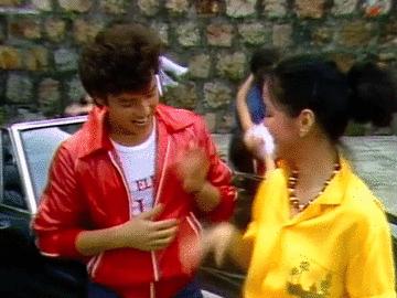 邓丽君的MV记录了你爸妈的时尚潮流