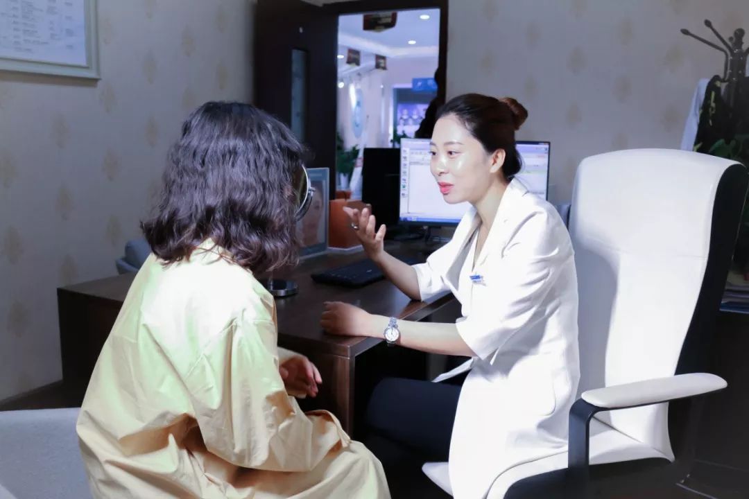 想要素颜美瓷肌，重回十七八岁童颜时代，来这家诚意满满的店get净颜美肤的诀窍