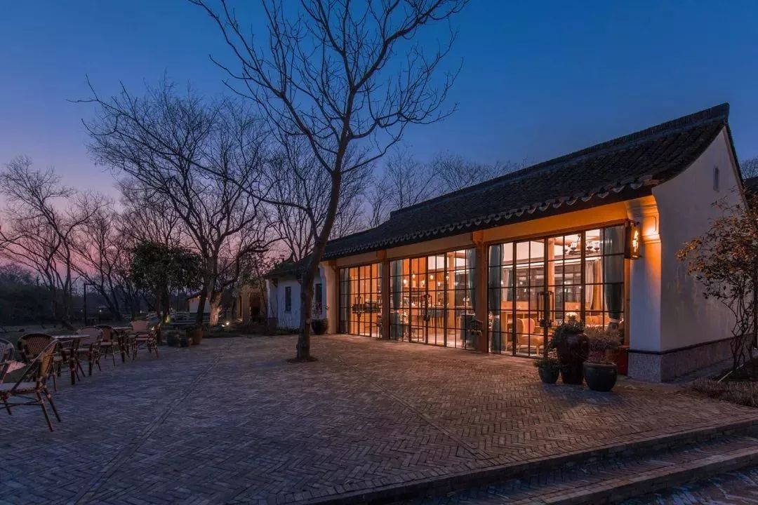 耗时3年的花间堂创始人新作，以船代步揭开杭城小众一面