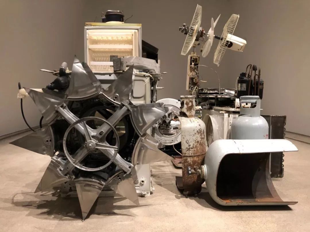 凤凰艺术的展评,凤凰艺术刘老师