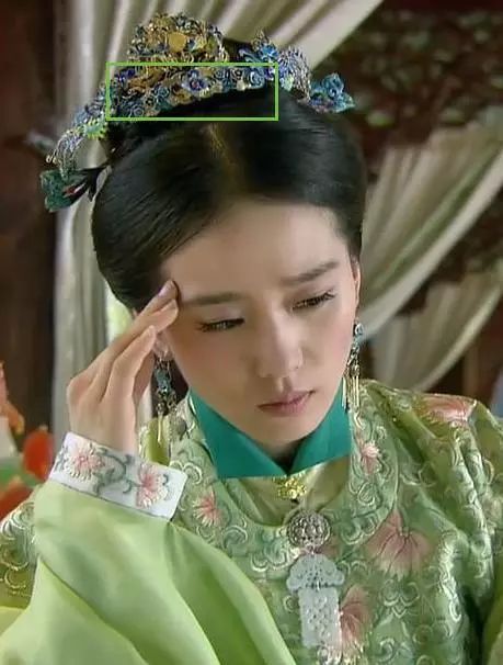 卡地亚满钻手镯窄版高定,卡地亚新款手镯时尚减龄黄金